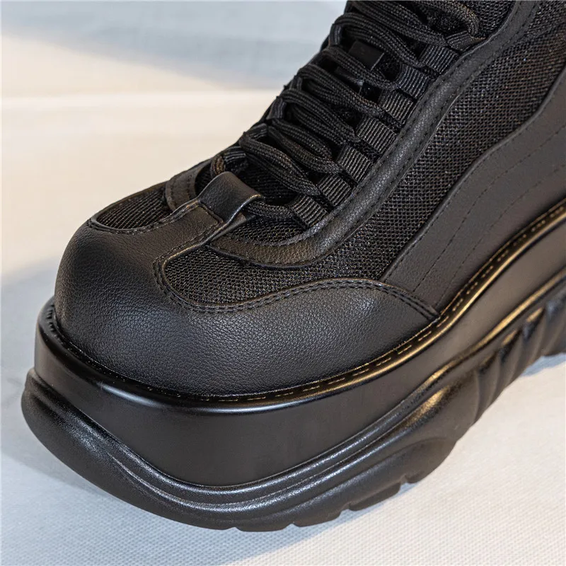 2025 женские маленькие мужские туфли на высокой платформе модные крутые