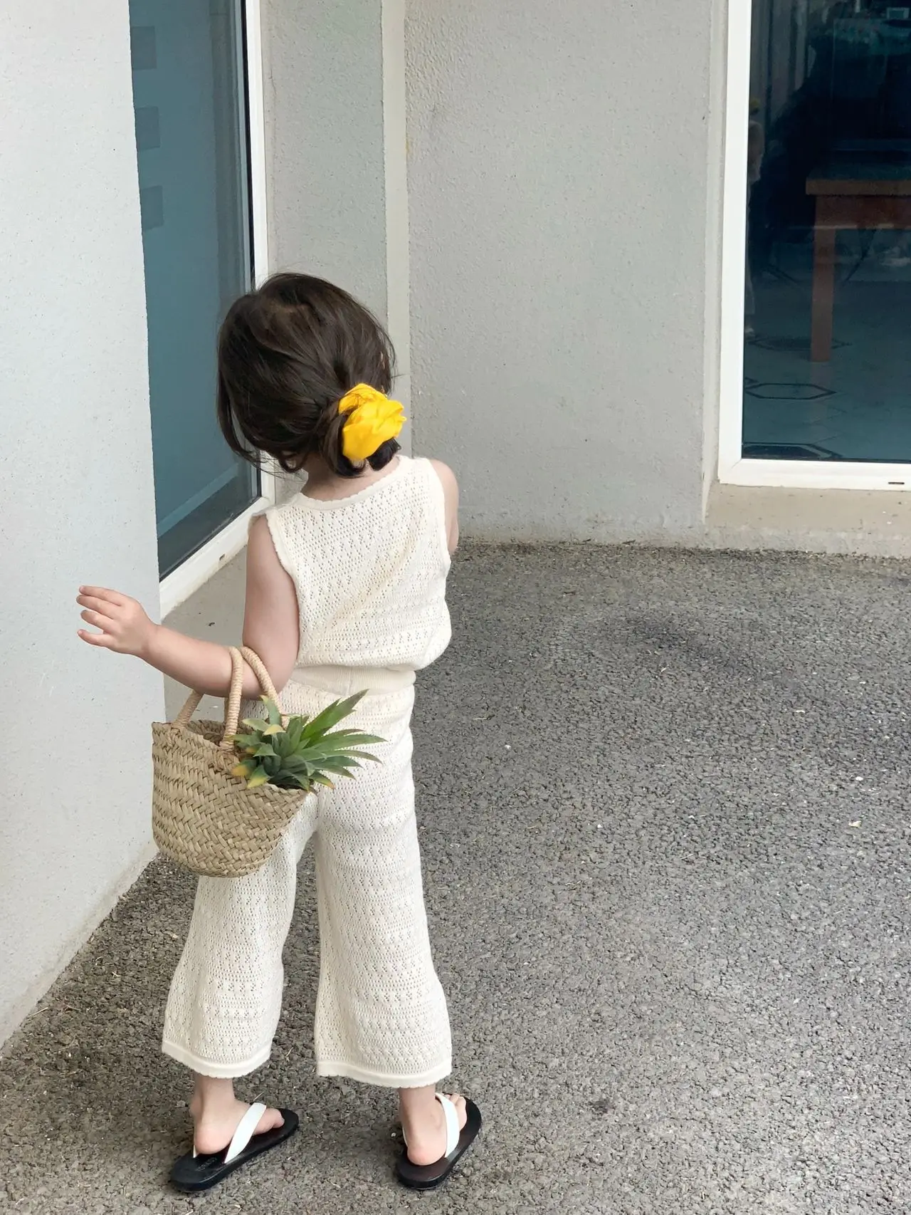 Детские комплекты для девочек лето 2024 вязаный повседневный костюм в корейском