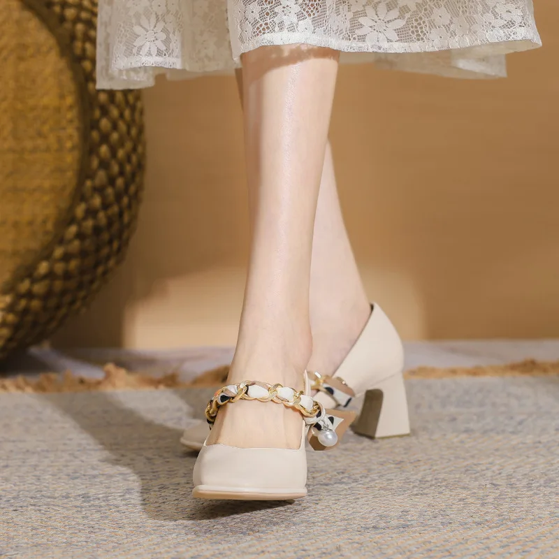 

LEDP High heels women's spring new thick heel pearl shoes girls square head retro Mary Jane shoes for women ladies shoes