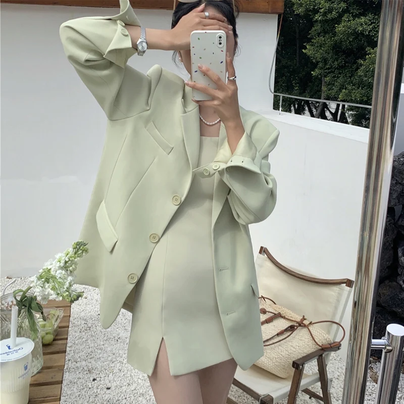 Блейзер Женский однотонный на пуговицах базовый свободный однобортный