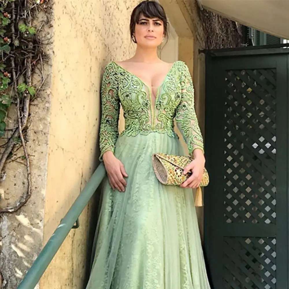 

Emerald Long Sleeve Mother of the Bride Groom Dresses Floor Length Tulle with lace Appliques Vestido De Festa para mae da noiva