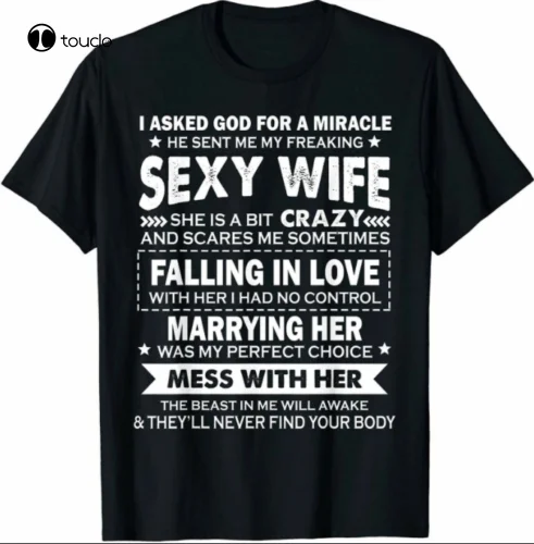 

Я попросил Бога о чудо, он прислал мне мою чёрную сексуальную жену на день рождения, стандартная футболка унисекс для подростков