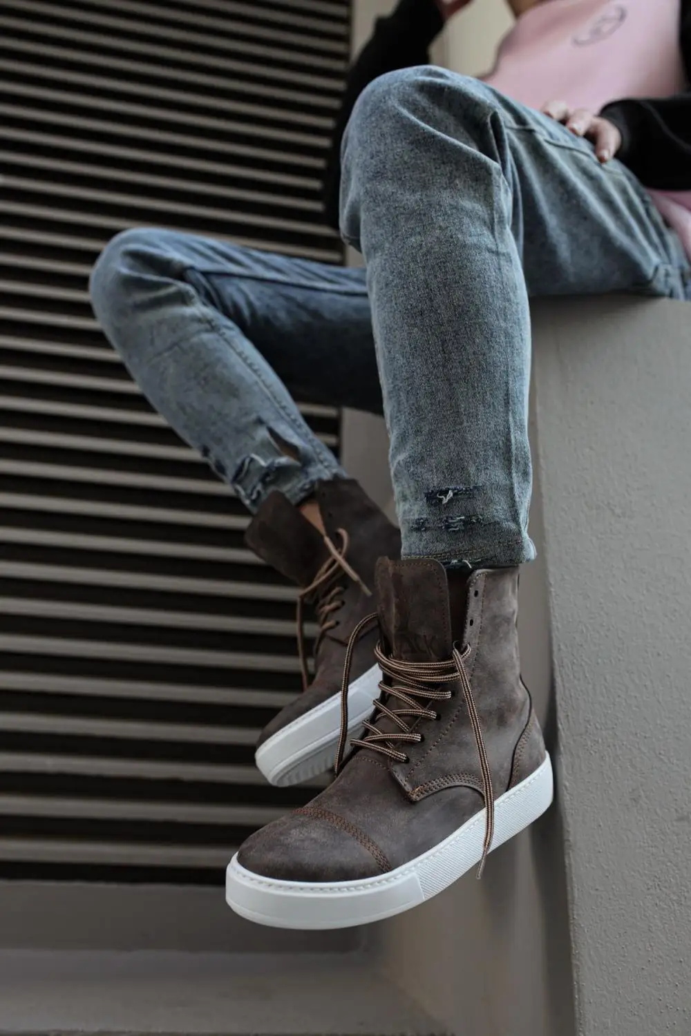 

Ботинки Knack 022 мужские спортивные, высокие модные повседневные ботинки на шнуровке, с белой подошвой, коричневые (без кожи), для зимы