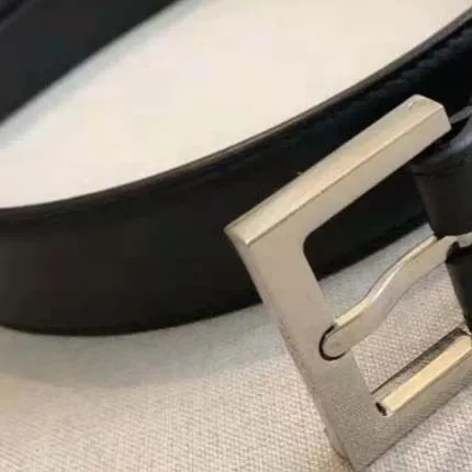 Новые высококачественные дизайнерские женские модные кожаные ремни с гладкой