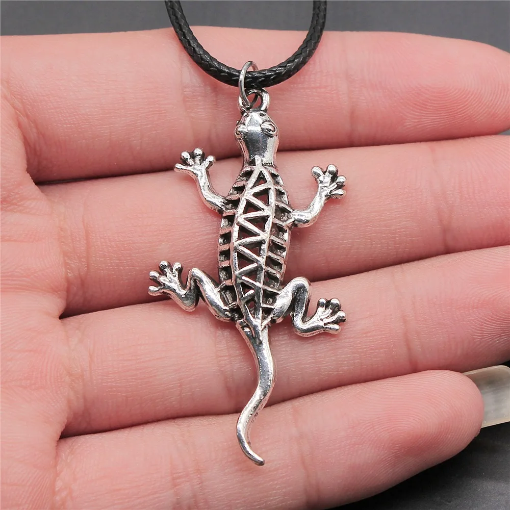 

Dropshipping Antique Silver Color 50x26mm Gecko Lizard Pendant Faux Black Leather Rope Chain Necklace