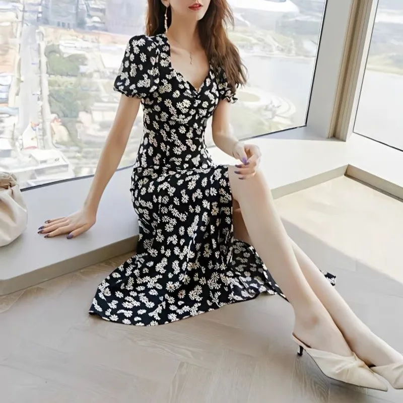 

Платье женское с высоким разрезом и V-образным вырезом, элегантное праздничное платье средней длины в французском ретро стиле, с завышенной ...