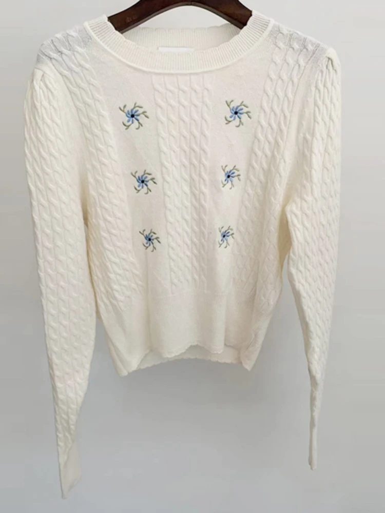 

2022 Autumn Winter O Neck Floral Embroidered Wool Knit Women Casual Pullover
