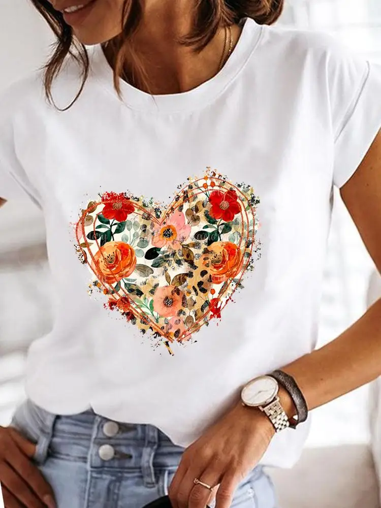 

Leopard Love Heart 90s Clothes T-shirts Print Fashion Women Female Summer Ladies Casual Short Sleeve T Clothing Graphic Tee