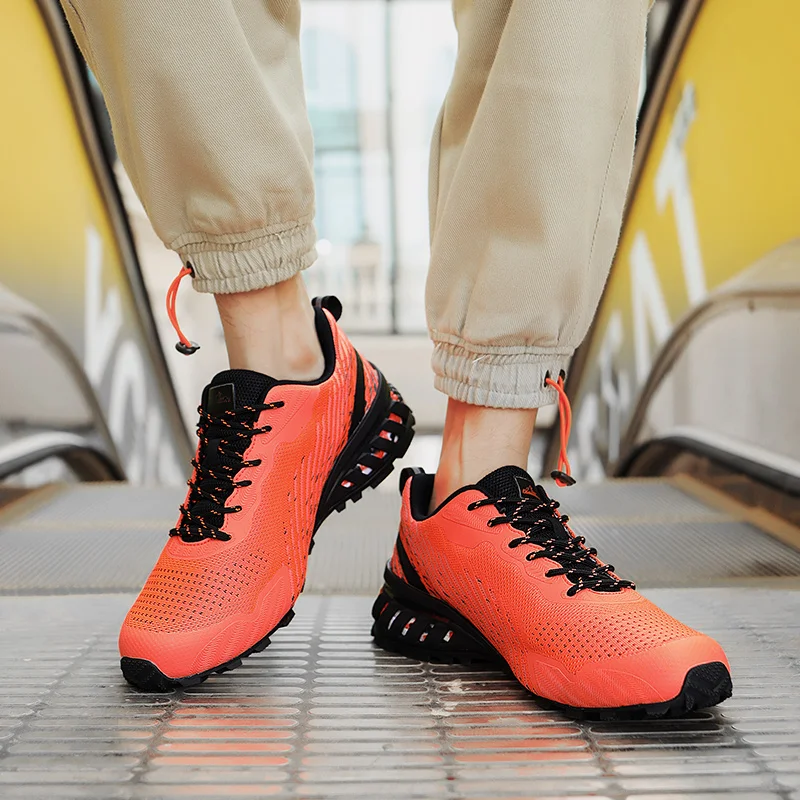 R. XJIAN Men's Cross-Country Hiking Shoes Outdoor Casual Breathable Anti-Skid Wear-Resistant Motorcycle Boots