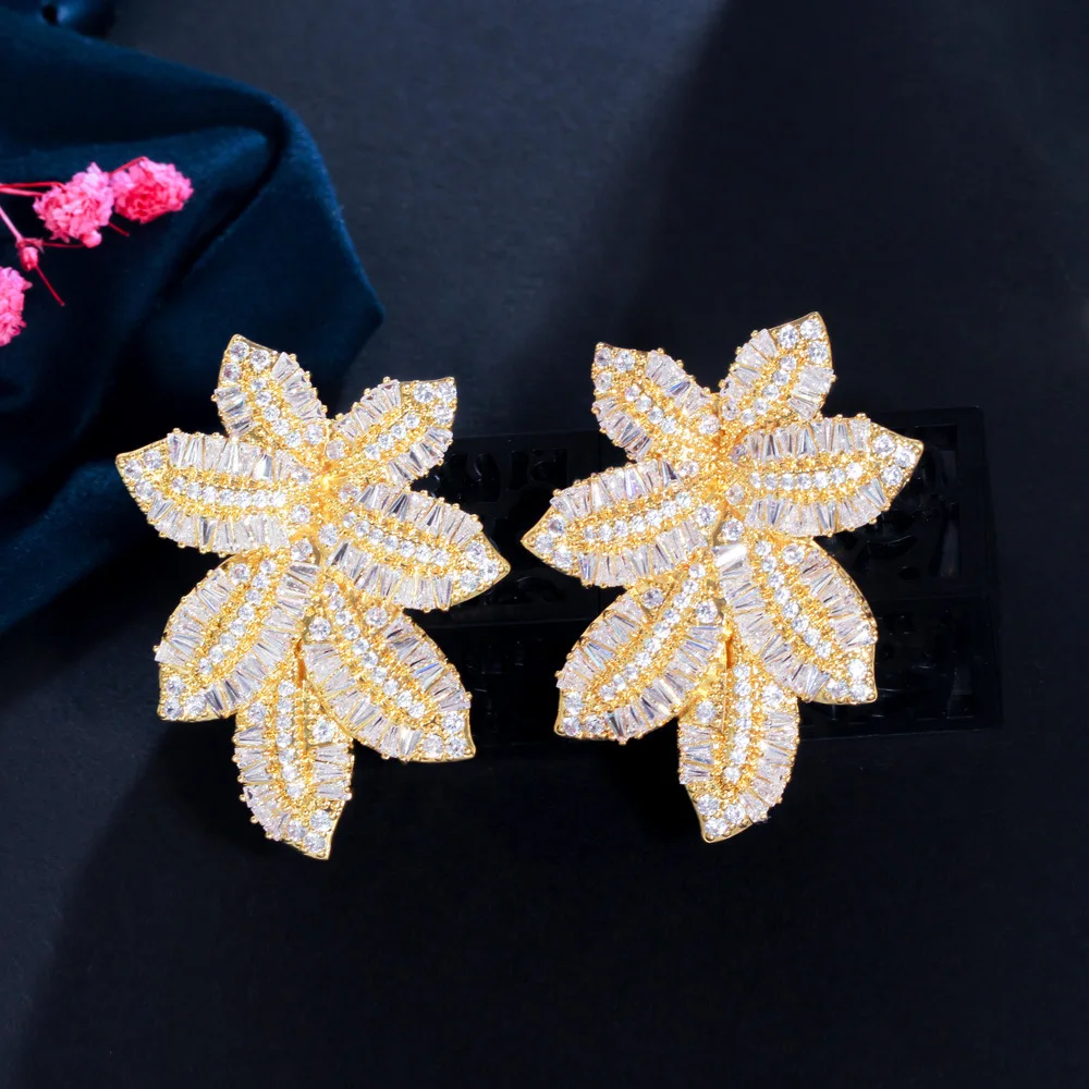 Designer Luxury Leaves CZ Stone Dangle Earrings For Women Elegant Temperament Wedding Bridal Pendant Earings Jewelry