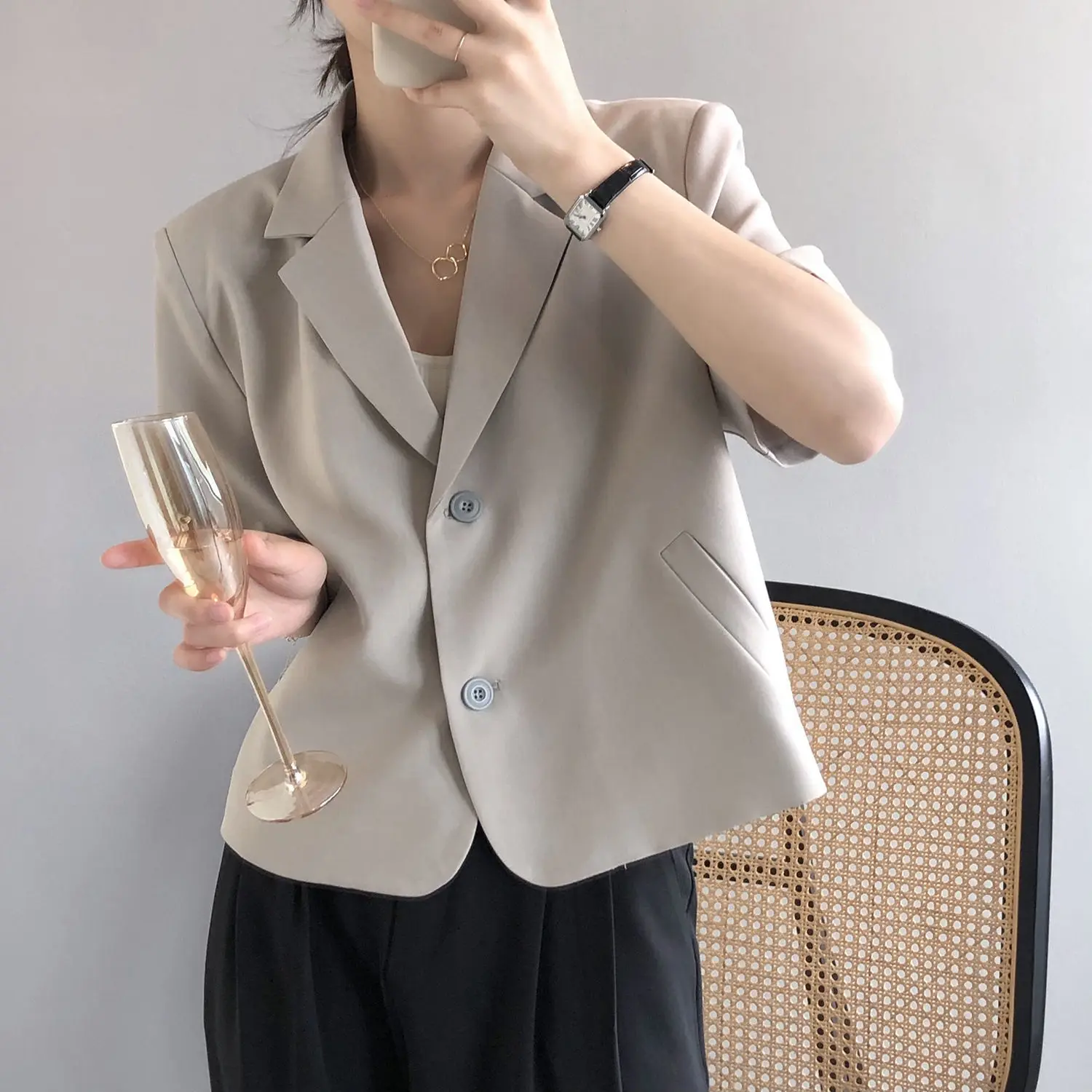 

Women Vintage Collar Solid Color Short Slim Blazer Coat Female Single Breasted Outerwear Chic Crop Tops