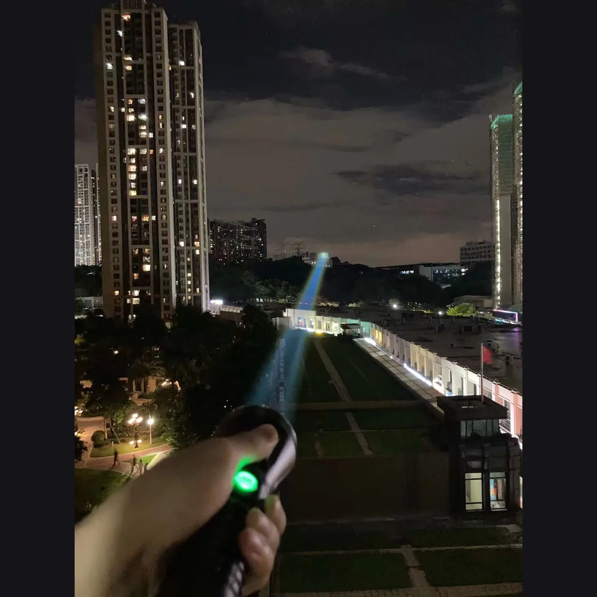 WP3 LEP Фонарик IPX6 LED Прожектор Перезаряжаемый Фонари для Открытого Воздуха на Большое Расстояние Работы Светильник с Батареей 21700.