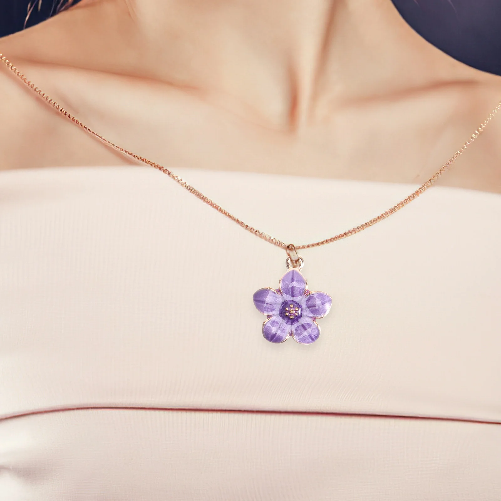 50 Pcs Dainty Jewelry Hanging Flowers Pendant DIY Decoration Accessory Craft Necklace Charm Purple Alloy Decors Decorative