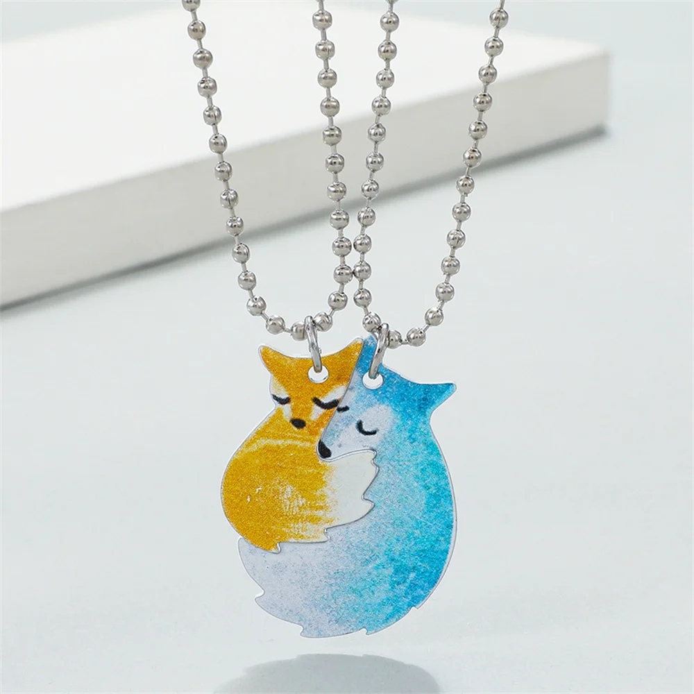 

Lovely Fox Embraces Wolf Couple Necklace Cute Best Friends Animal Stitching Charm BFF Jewelry Girlfriends Gifts 2023 Wholesale
