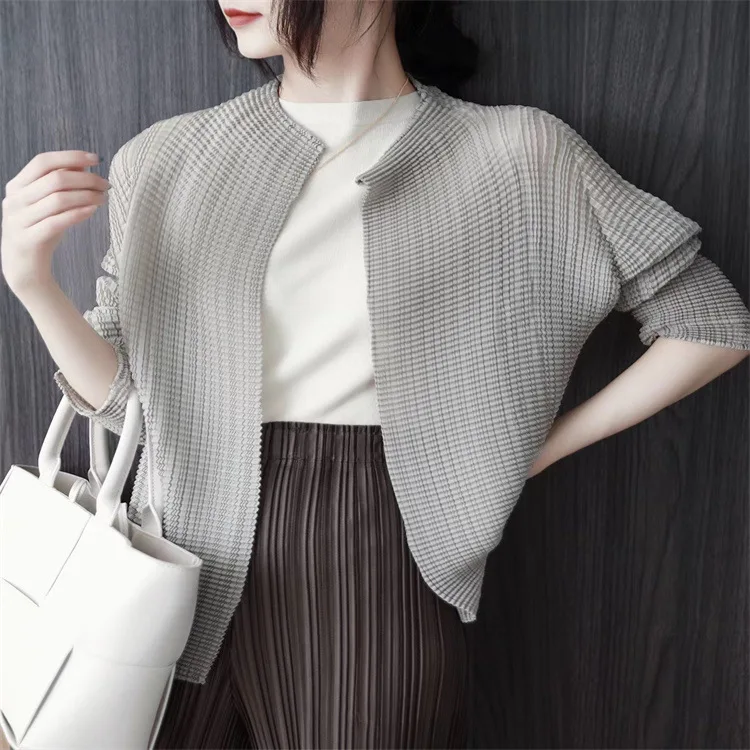 

Simple wave Miyake pleated small stand-up collar buttonless top cardigan coat air-conditioning sunscreen clothing