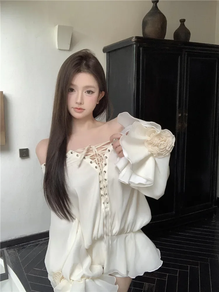 Новинка Осеннее пикантное красное супер мини-платье с воротником-лодочкой