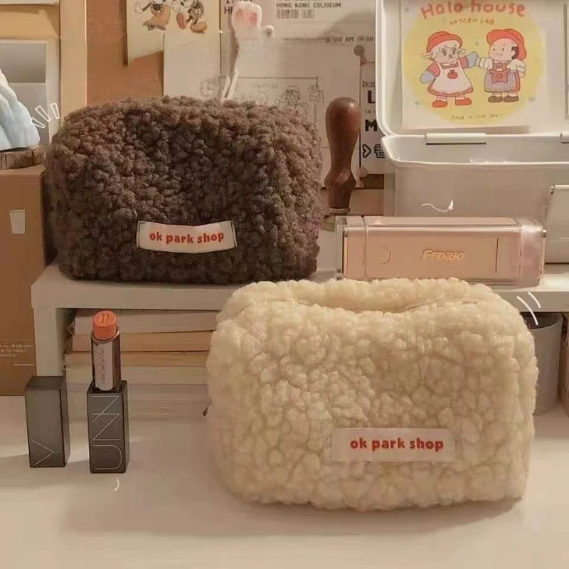 

Lamb Hair Cosmetic Bag Plush Storage Bag Cute Stationery Bag Large Capacity Stationery Cosmetic Storage Bag
