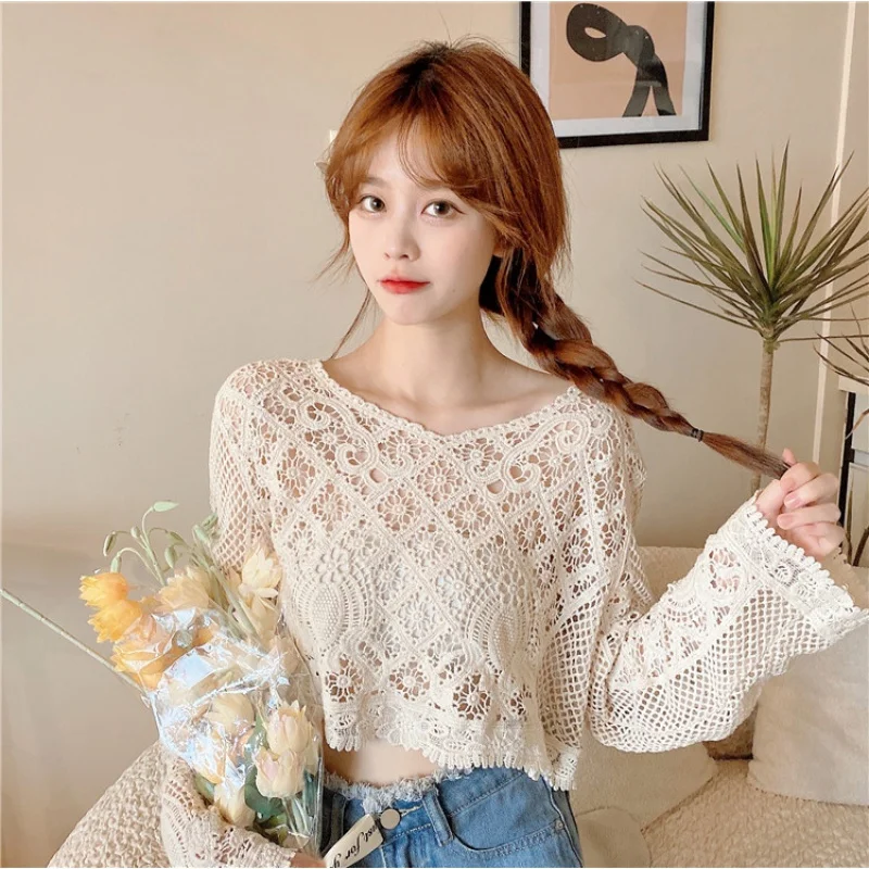Summer Sweet Cutout Thin Knitted Sun Protection Shirt Loose Short Blouse Lace Shirt for Women Wholesale