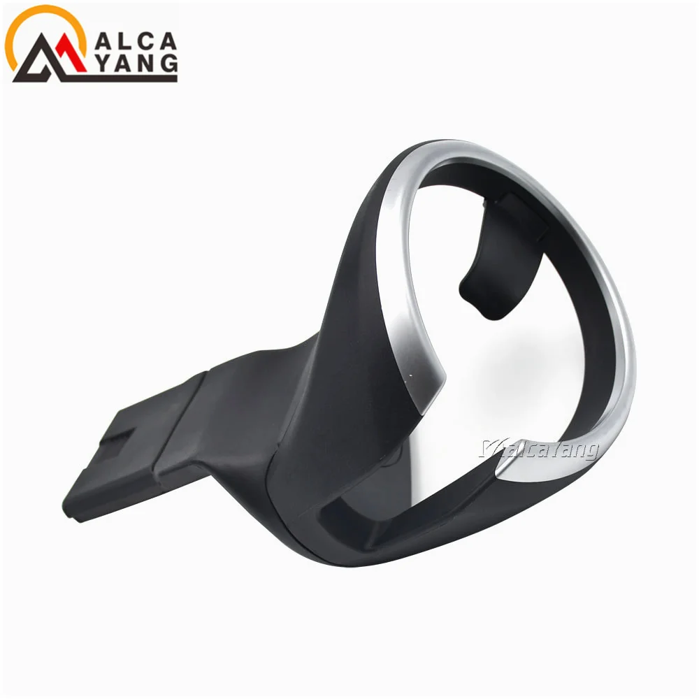 Автомобильный держатель для чашки подставка напитков BMW 135i 128i X1 E82 E88 E81 E87 2008 -2013