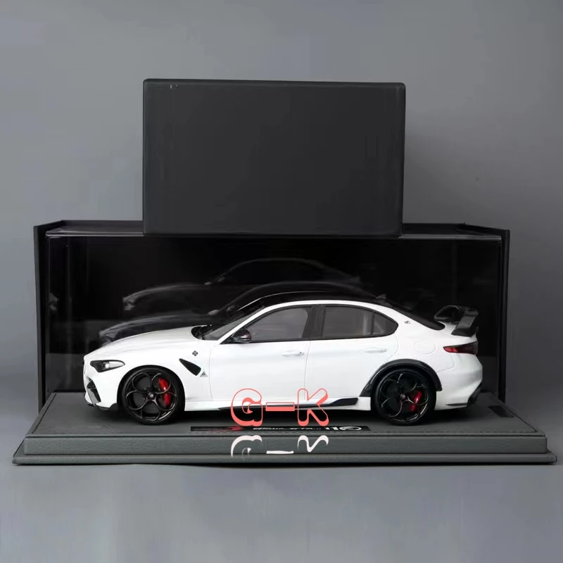 Рисунок 2 - Модель автомобиля BBR1:18 для Alfa