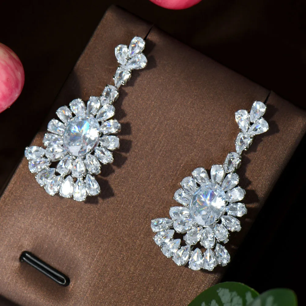 

HIBRIDE Elegant Drop Earrings Popular AAA Cubic Zirconia Wedding Earring For Women Bridal Party Gifts Bijoux Femme E-490