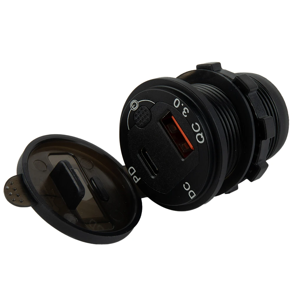 

1pc QC3.0+PD Dual USB Car Fast Charger Socket Outlet LED Voltmeter Adapter DC 12V-24V Blue/Black/Red Auto Electronics