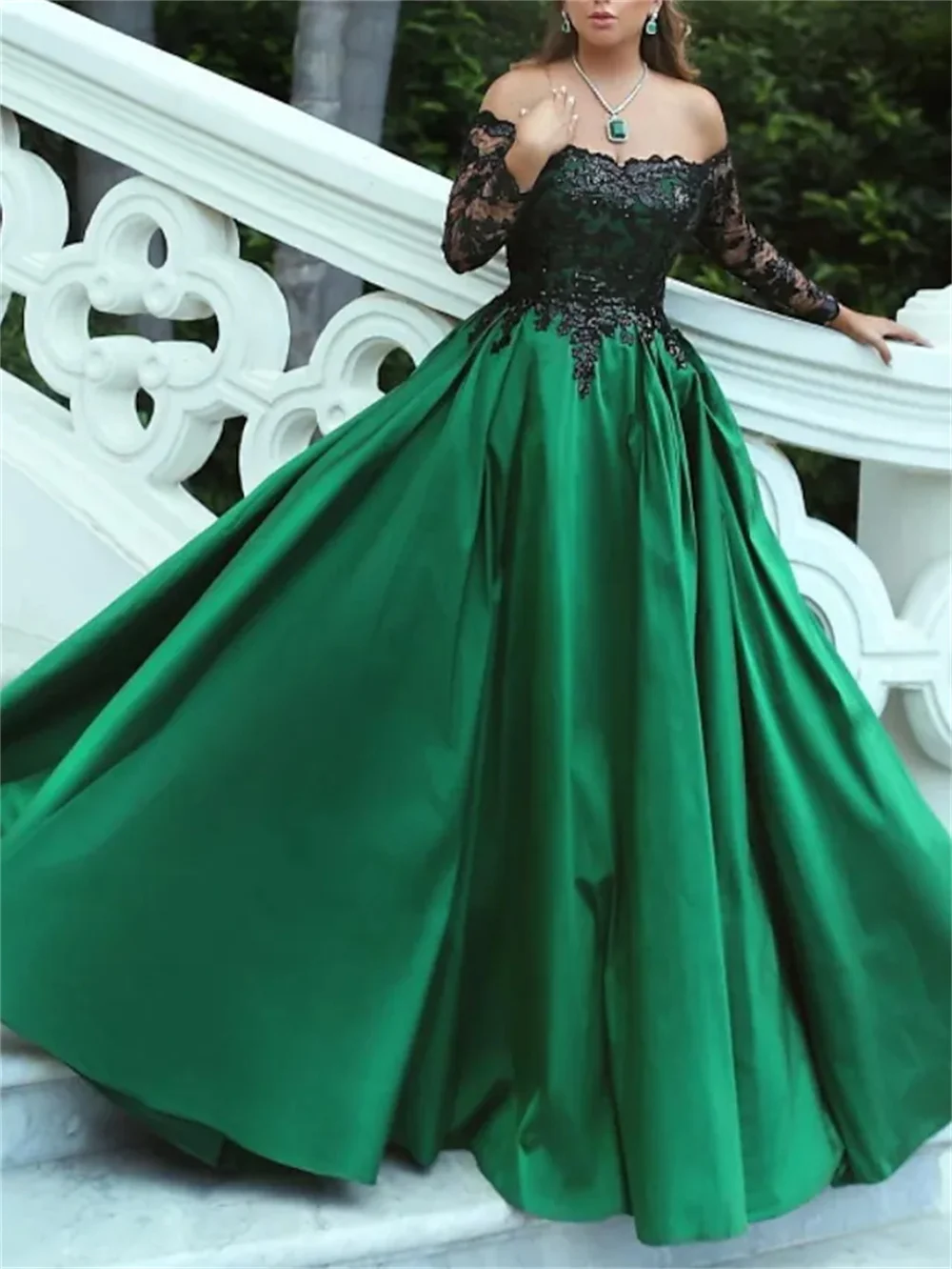 

Ball Gown Luxurious Quinceanera Prom Dress Off Shoulder Long Sleeve Sweep / Brush Train Stretch Satin with Pleats Appliques 2022