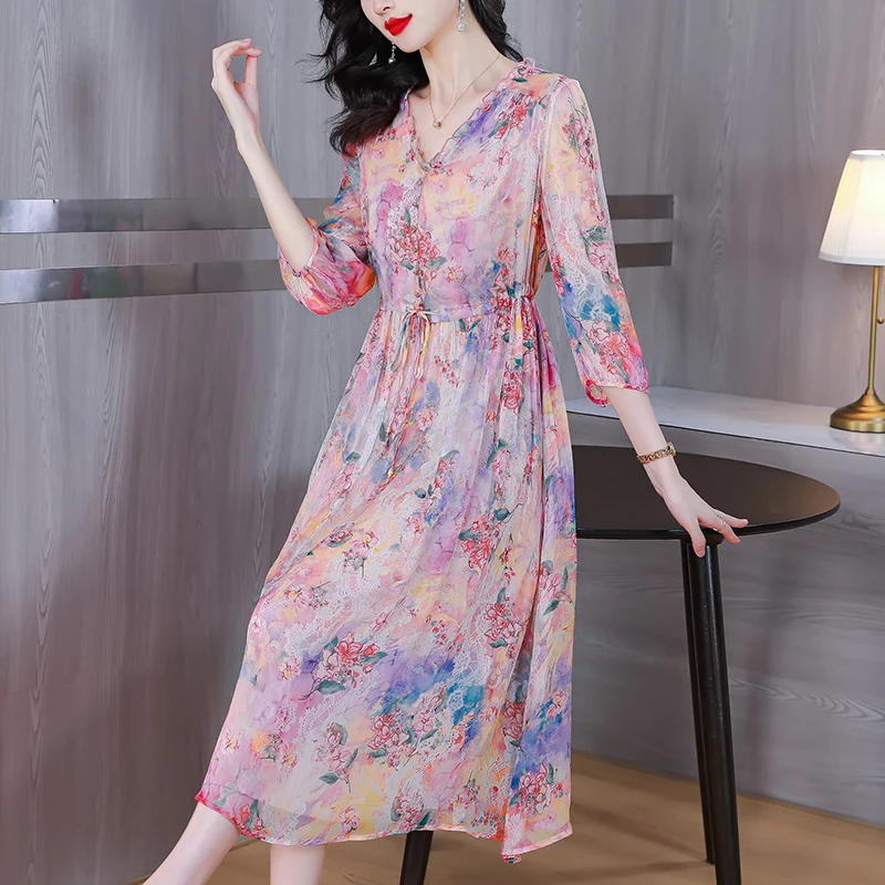 

2023 summer new senior sense of international brand mulberry silk temperament fairy design sense niche floral dress