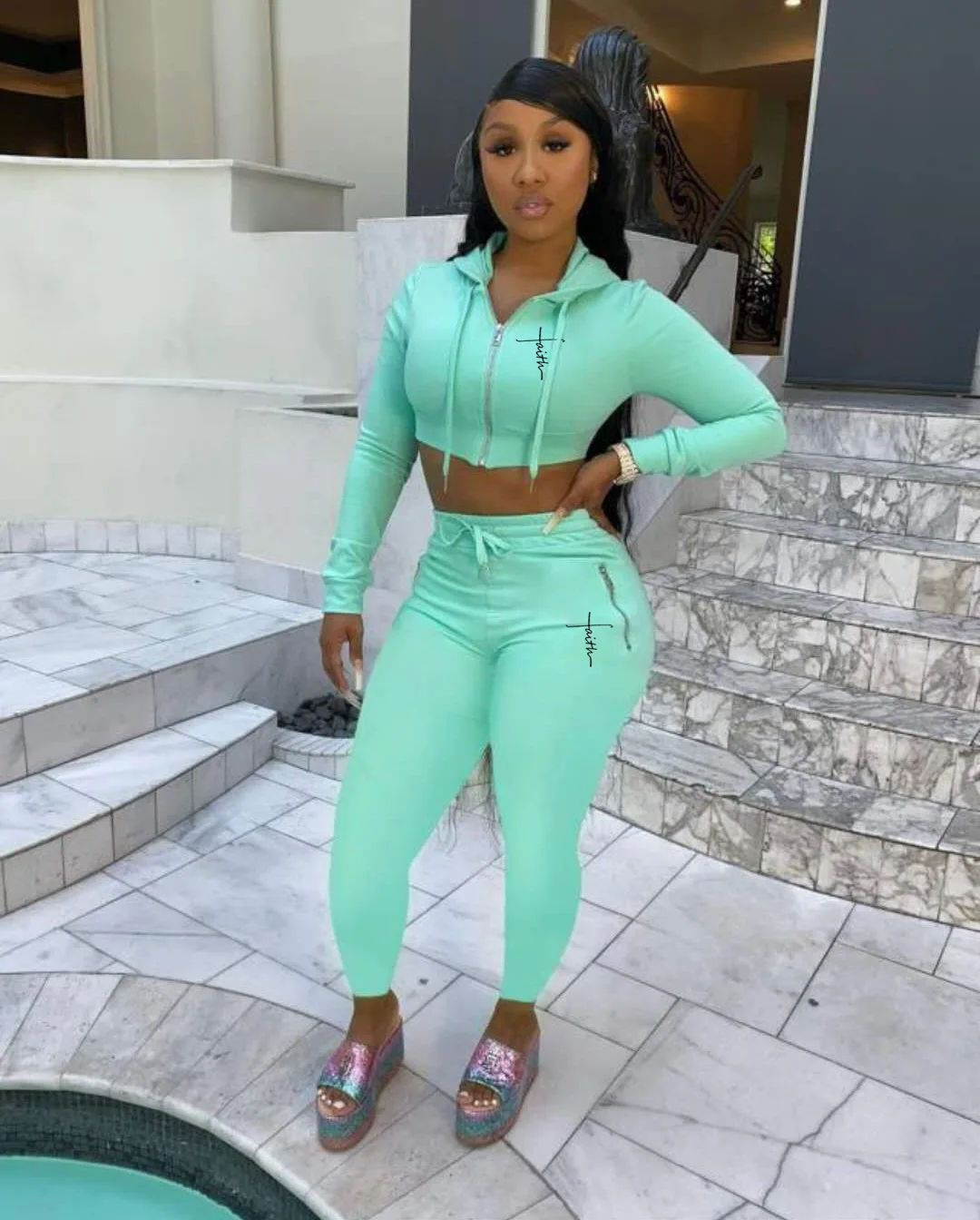 

Женские спортивные костюмы с капюшоном, пальто с длинным рукавом и штаны с надписью, комплект из двух предметов, женская повседневная спорт...