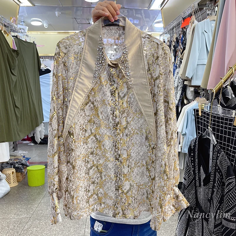 

Exquisite Rhinestone Chiffon Pointed Collar Floral Shirt Women's Early Autumn New Long Sleeve Blouse Chic Top Blusas Femme 2022