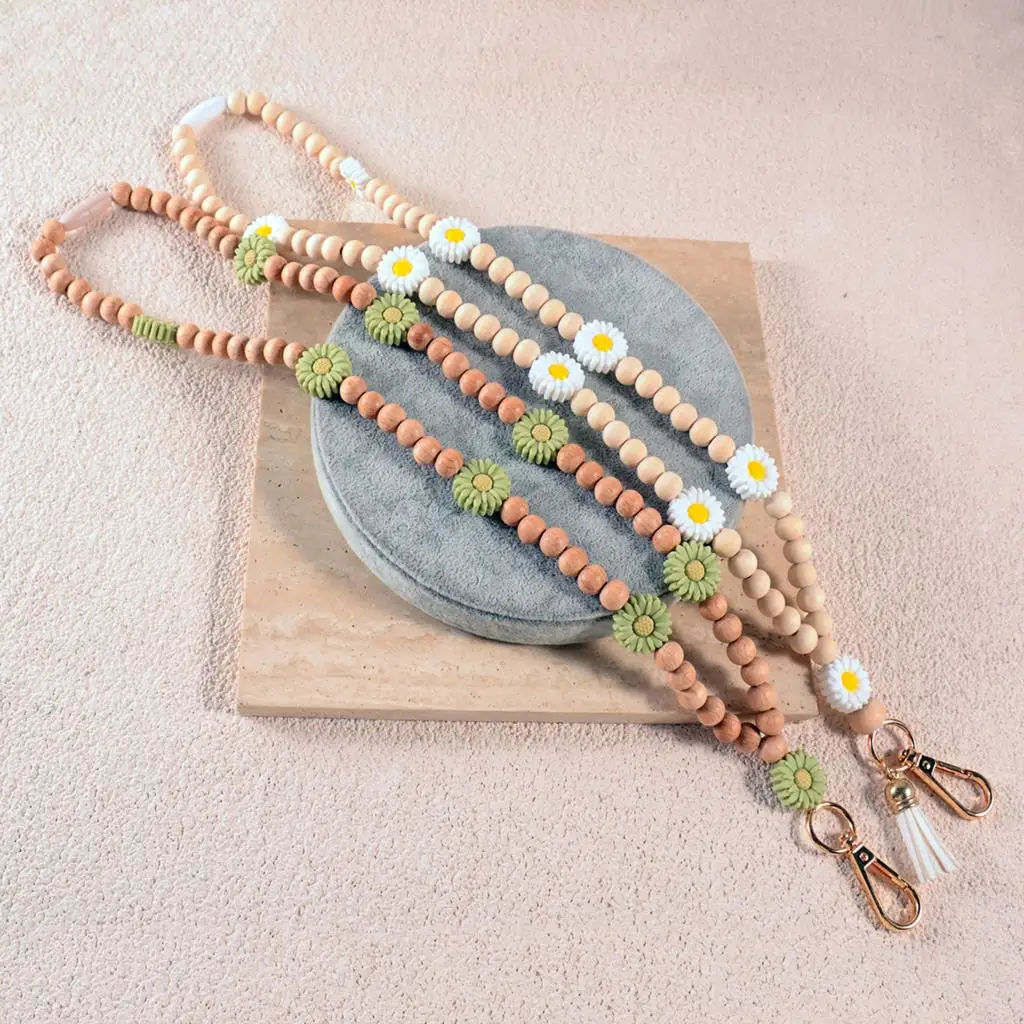 

Silicone Floral Daisy Apple Wood Beaded Teacher Lanyard for Keys Or ID Badge Pendant Personalized Teache Appreciation Charm Gift