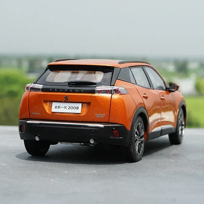 MINI AUTO Dongfeng 2008 металлический автомобиль 1:18
