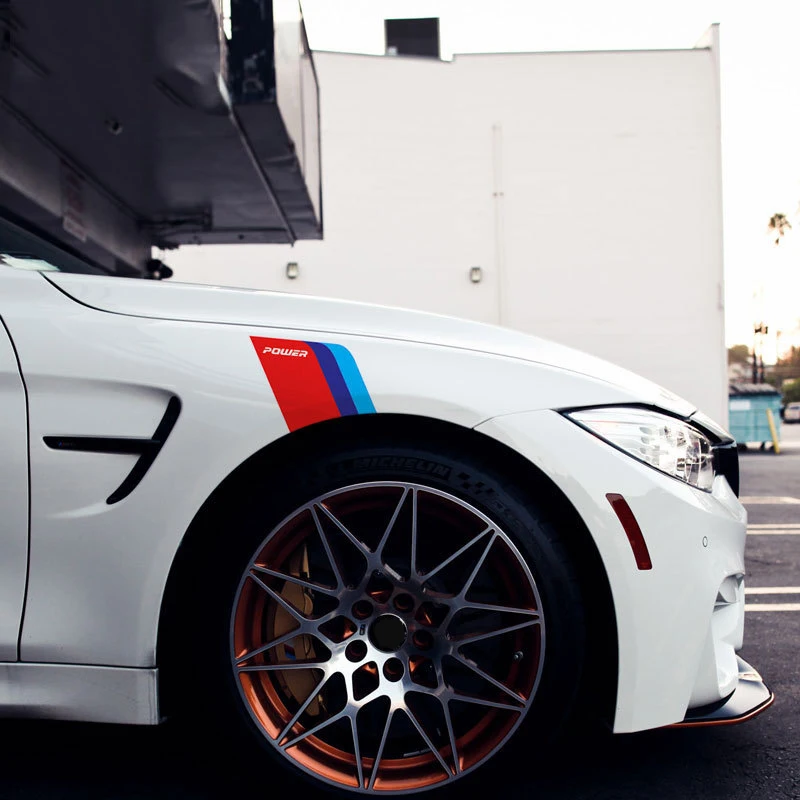 Наклейки на боковые Брызговики BMW E90 E46 F30 F10 F34 X1 X3 X4 X5 E70 F15 F16 X6 E71 M3 |