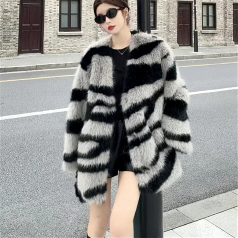 

Осенне-зимний модный новый теплый Свободный кардиган средней длины с узором зебры в стиле ретро из лисьего меха женская трендовая шуба
