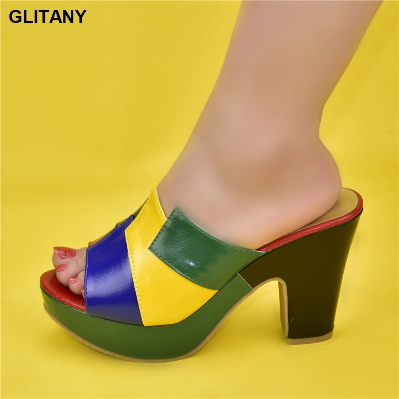

Latest Design Italian Design Women Shoes Decorated with Rhinestone Summer Shoes Plus Size Ladies Shoes High Heels Party Pumps