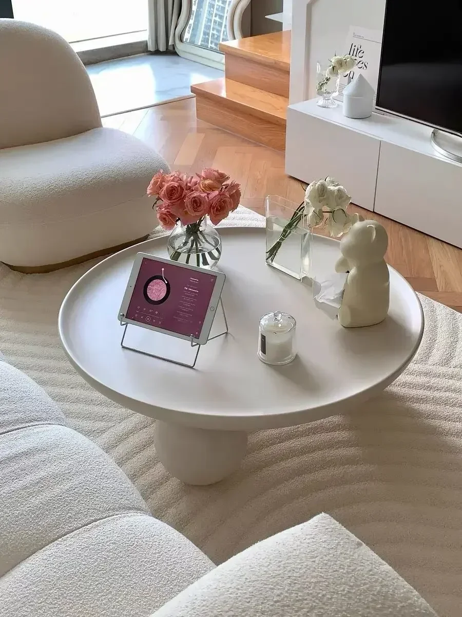 Круглый журнальный столик