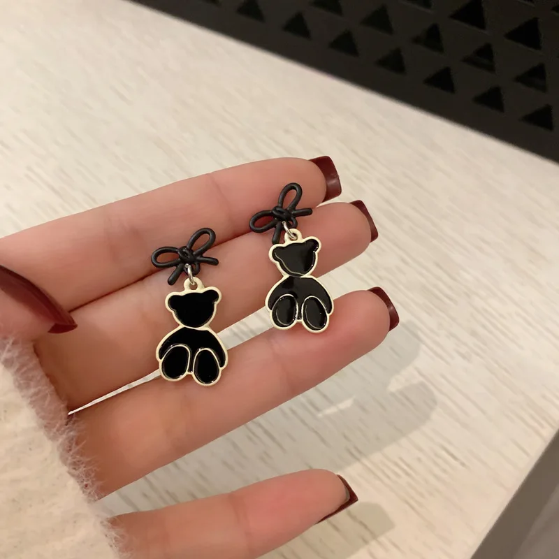 

Creative Cartoon Cute Black Bear Earrings for Women Personality Bow Earrings Party Birthday Gifts Jewelry Pendientes De Mujer