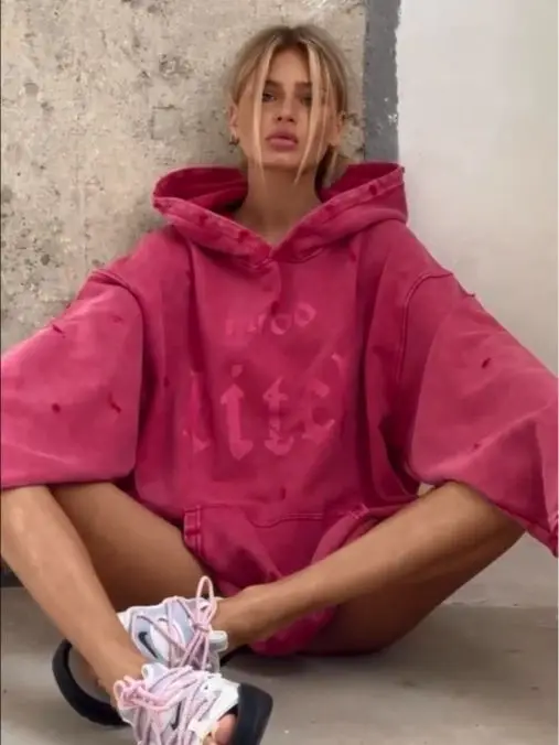 Рисунок 6 - Худи RDMQ Y2K, топы