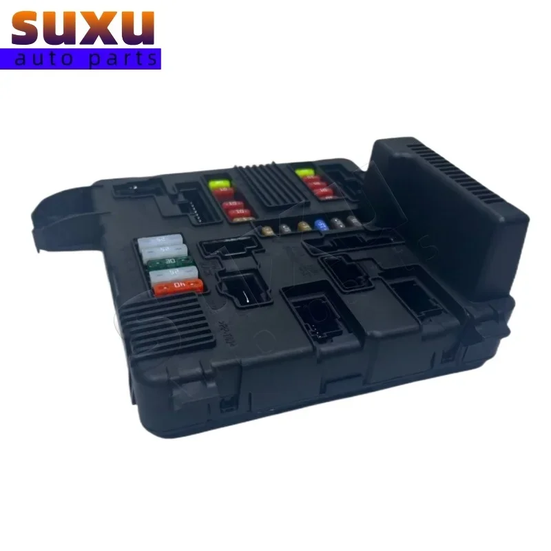 Блок предохранителей двигателя OEM 8200306033 8200306032 5118399300 8200262385 для Renault Megane Scenic 2002-2006 II