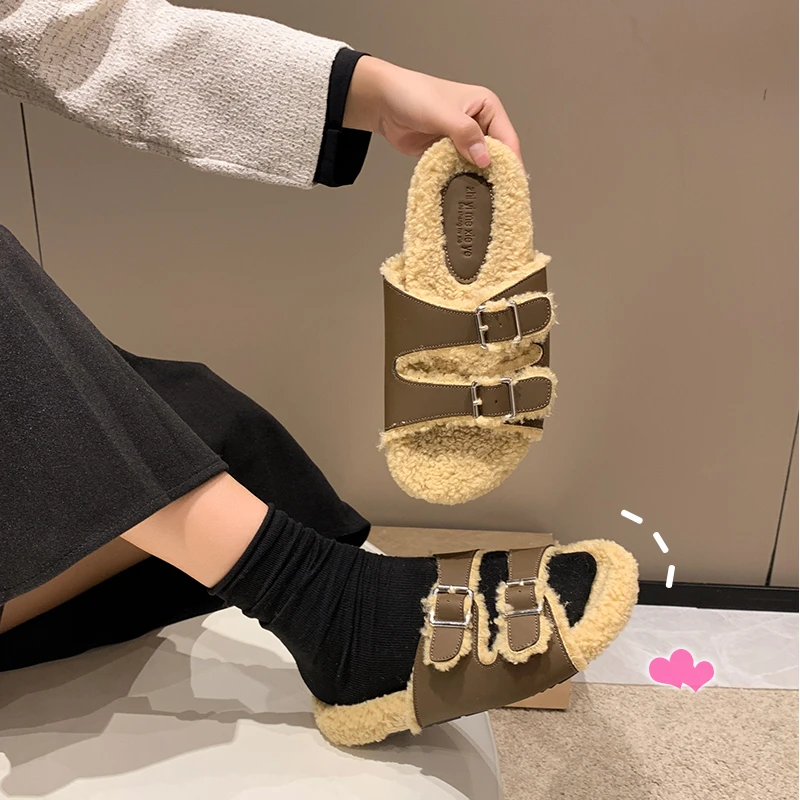 

Новинка, женские шерстяные домашние тапочки, высокое качество, замша, искусственная кожа, плюшевые тапочки, сланцы для пары, меховые домашни...