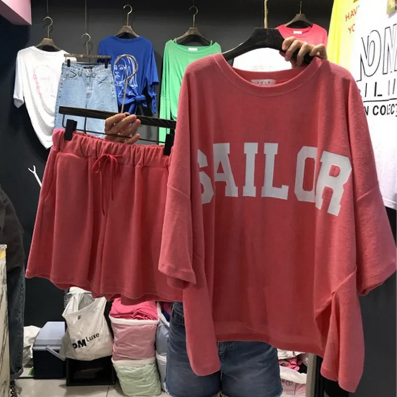 Женский летний спортивный костюм свободного кроя с короткими рукавами хлопковый