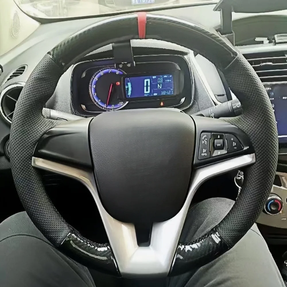 

Изготовленный на заказ чехол на руль автомобиля из углеродного волокна из кожи для Chevrolet Cruze 2009-2011 2012-2014 Aveo 2011-2014 Avant рулевая пленка