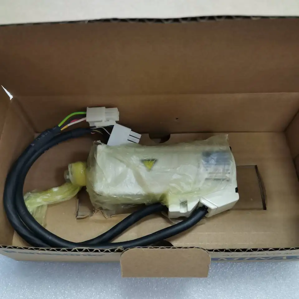 

Новый оригинальный Серводвигатель MSMA042A1B MSMA042A1F