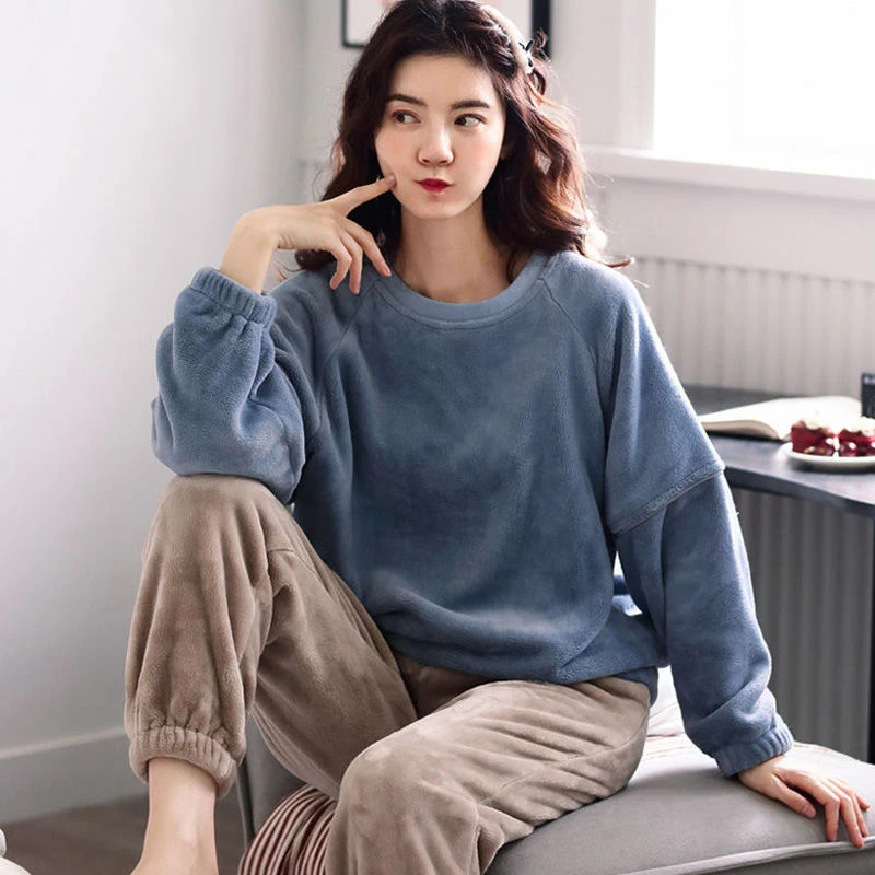 

Пижамный комплект женский зимний толстый с круглым вырезом, мягкая теплая фланелевая свободная пижама в стиле пэчворк для отдыха, с эластич...