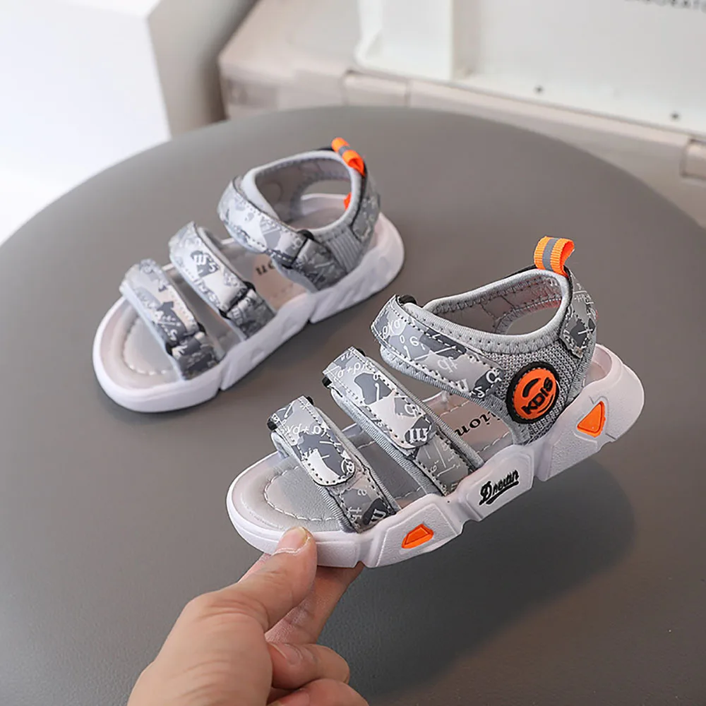 

Летние сандалии для детей 2023, модная пляжная обувь из искусственной кожи с принтом для детей, нескользящая Водонепроницаемая детская обувь
