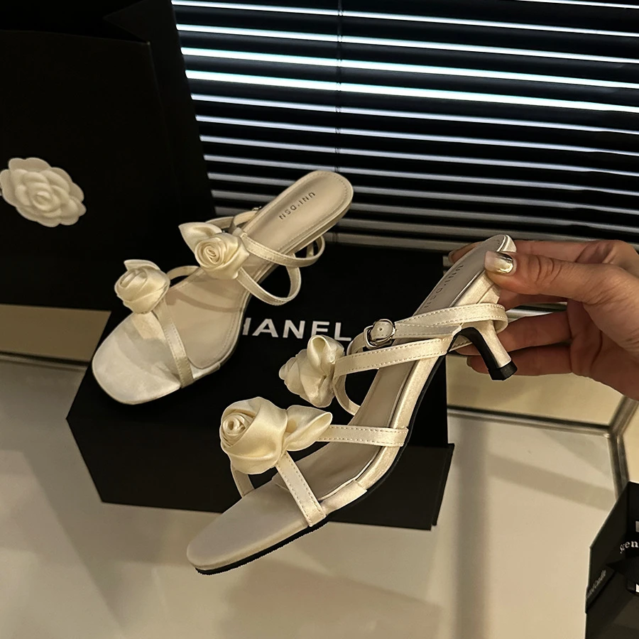 

New Designer Sandals Women Flower Fashion Elegant High Heels Black Brand Open Toe Simple Square Toe Thin Band Women's Slippers