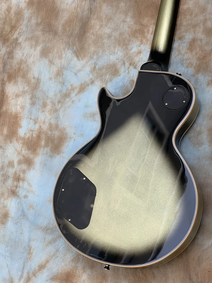 Электрическая гитара черная на заказ | Спорт и развлечения