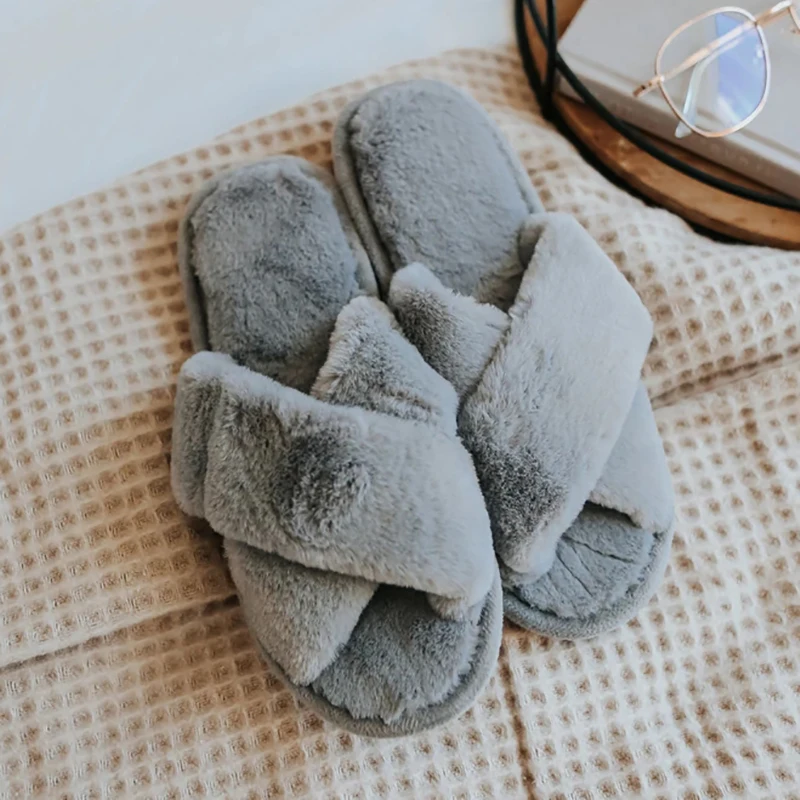 

Winter Women House Slippers Faux Fur Fashion Warm Shoes Woman Slip on Flats Female Slides Black Pink cozy home furry slippers