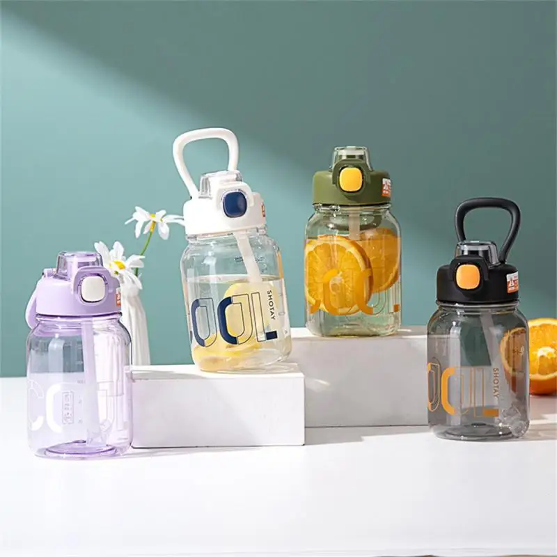 Бутылка для воды из полипропилена, 17 Х9 см, 700 мл