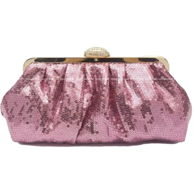 Сумка-мессенджер на плечо с блестками и цепочкой